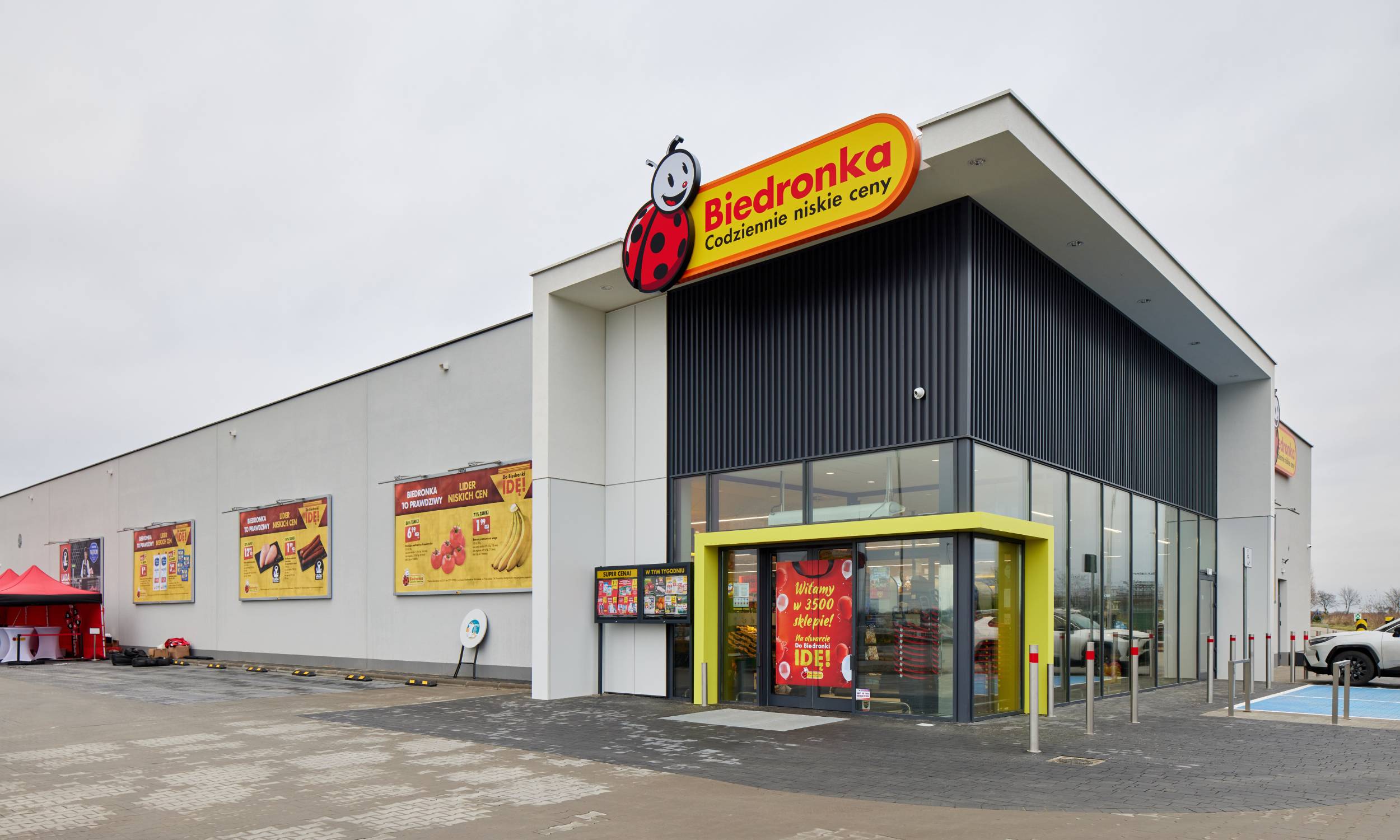 Naklejki na Biedroniaki. Możesz je wymienić na co innego