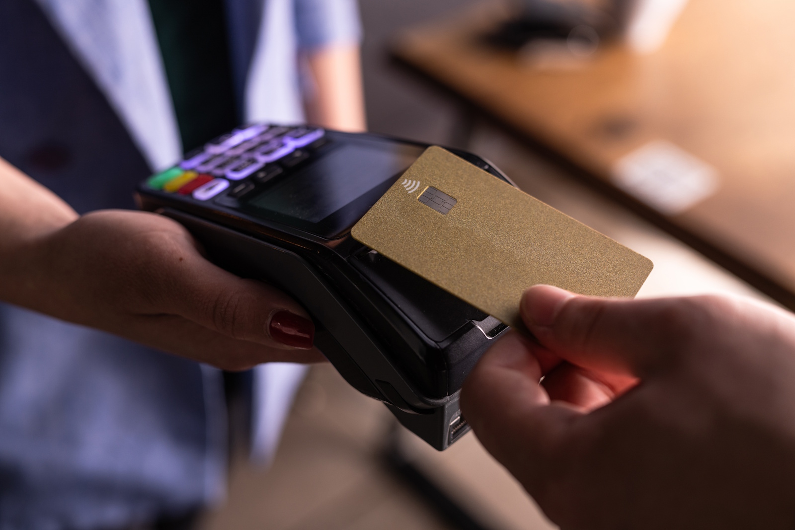 Polacy zrobili się wygodni. Płacą tylko wtedy, gdy sposób im odpowiada