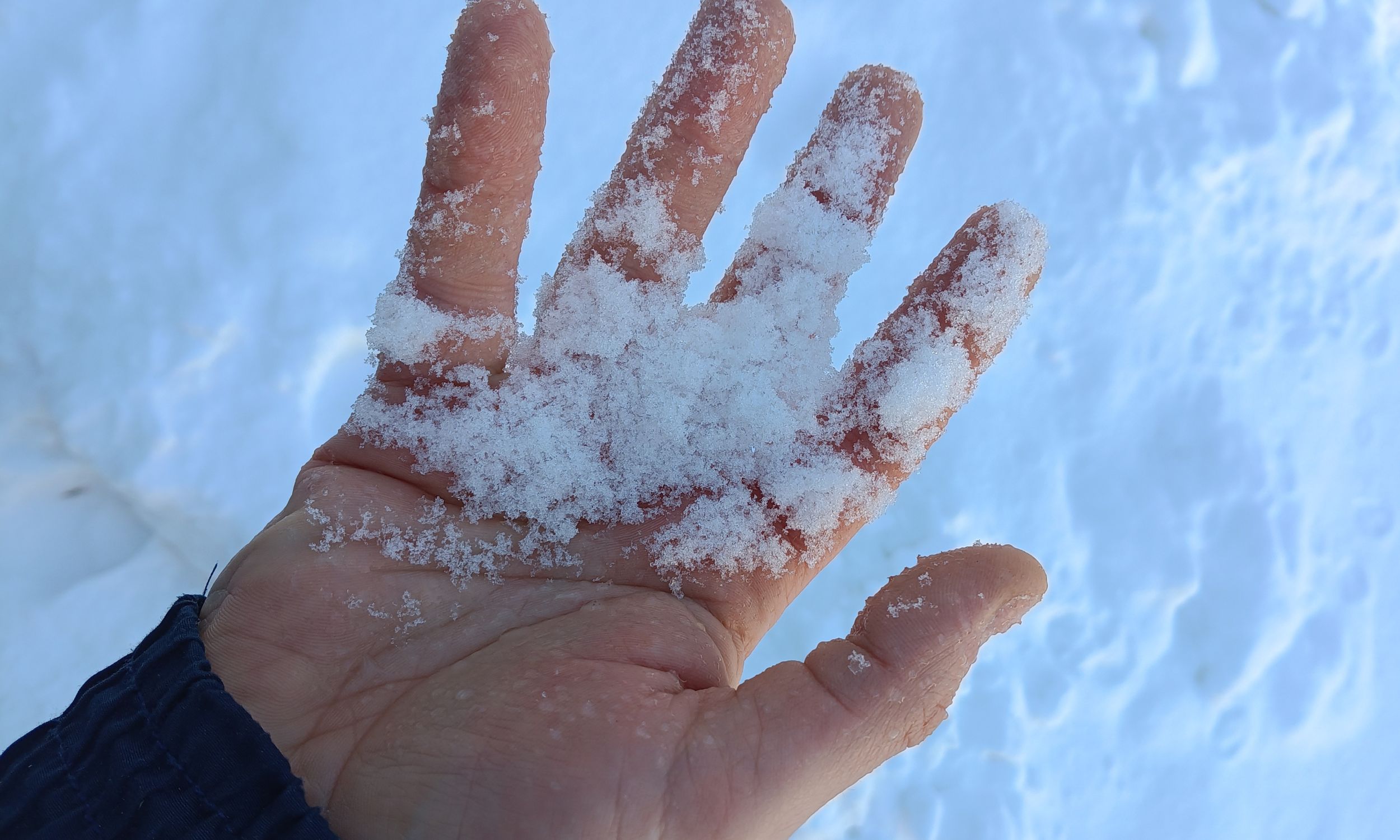 Mróz zaatakował. Co ze zdrowiem? Pamiętaj o tych zasadach