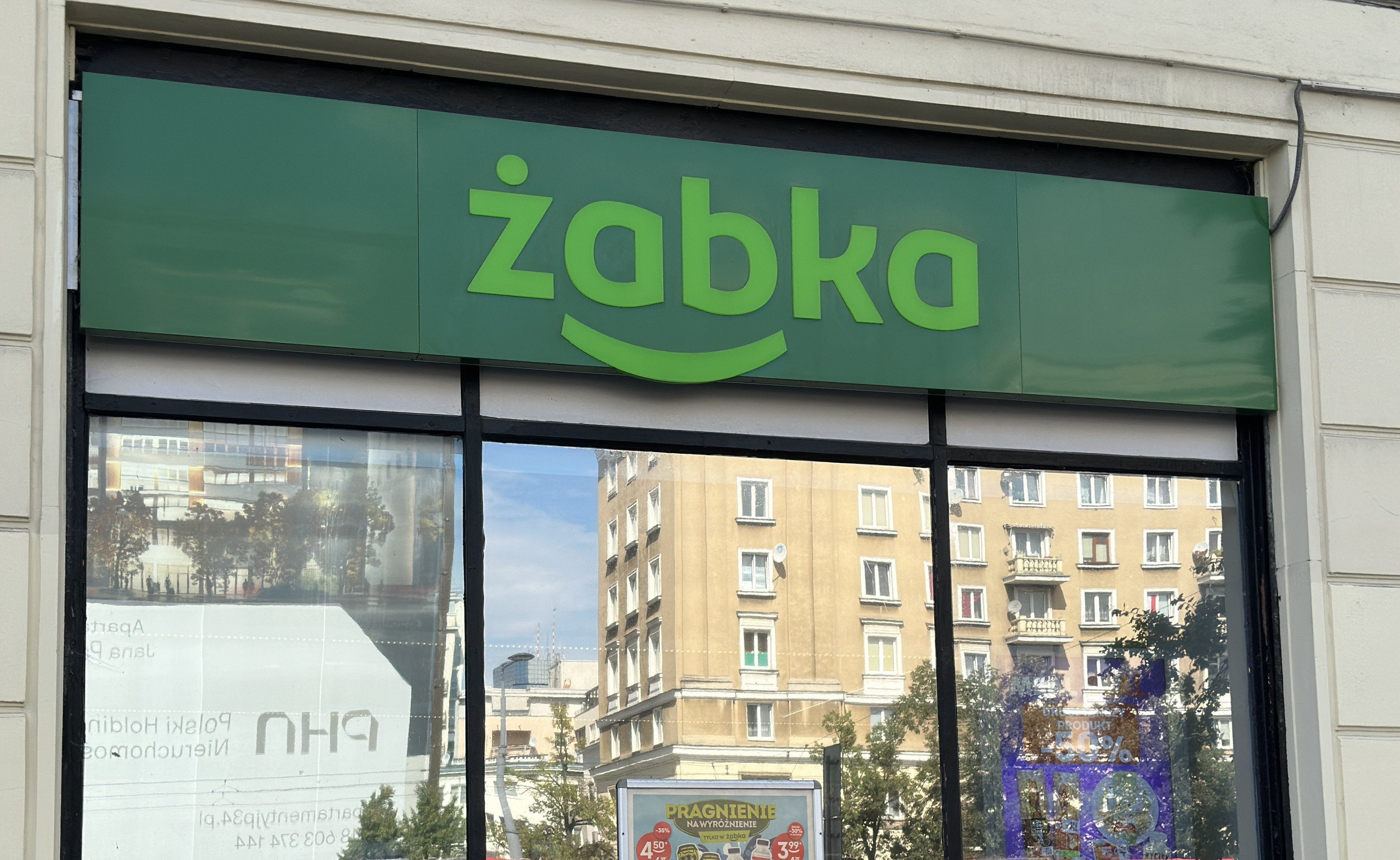 Bilety za hot-dogi czy czipsy. Nowość w Żabce