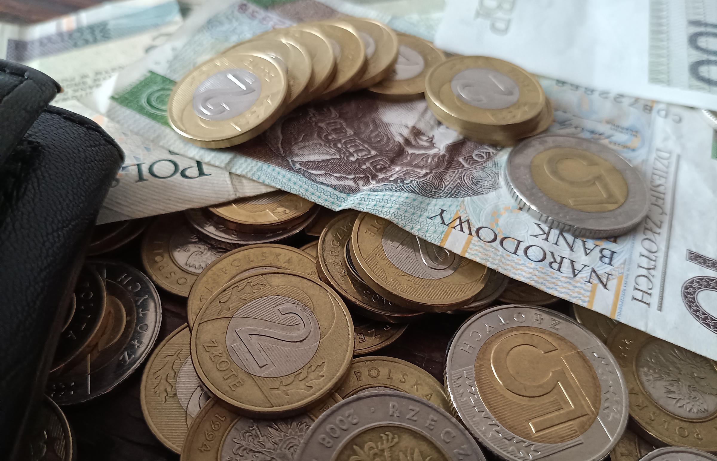 Tak oszczędzają Polacy. Wielu z nas woli mniej zjeść, a ja ich rozumiem