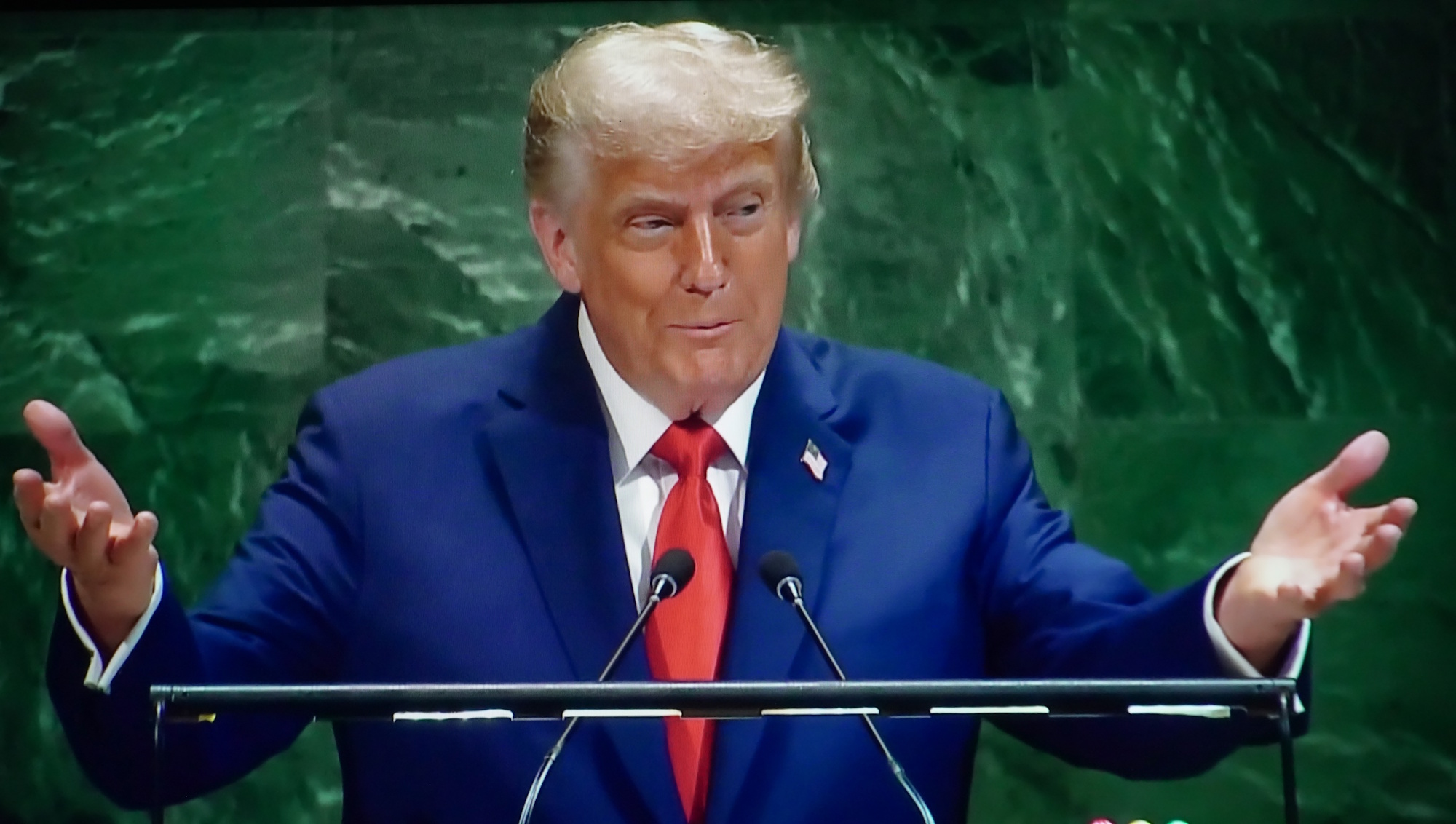 USA i Chiny grają w ping-ponga. Trump odbija piłeczkę nakładając nowe cła