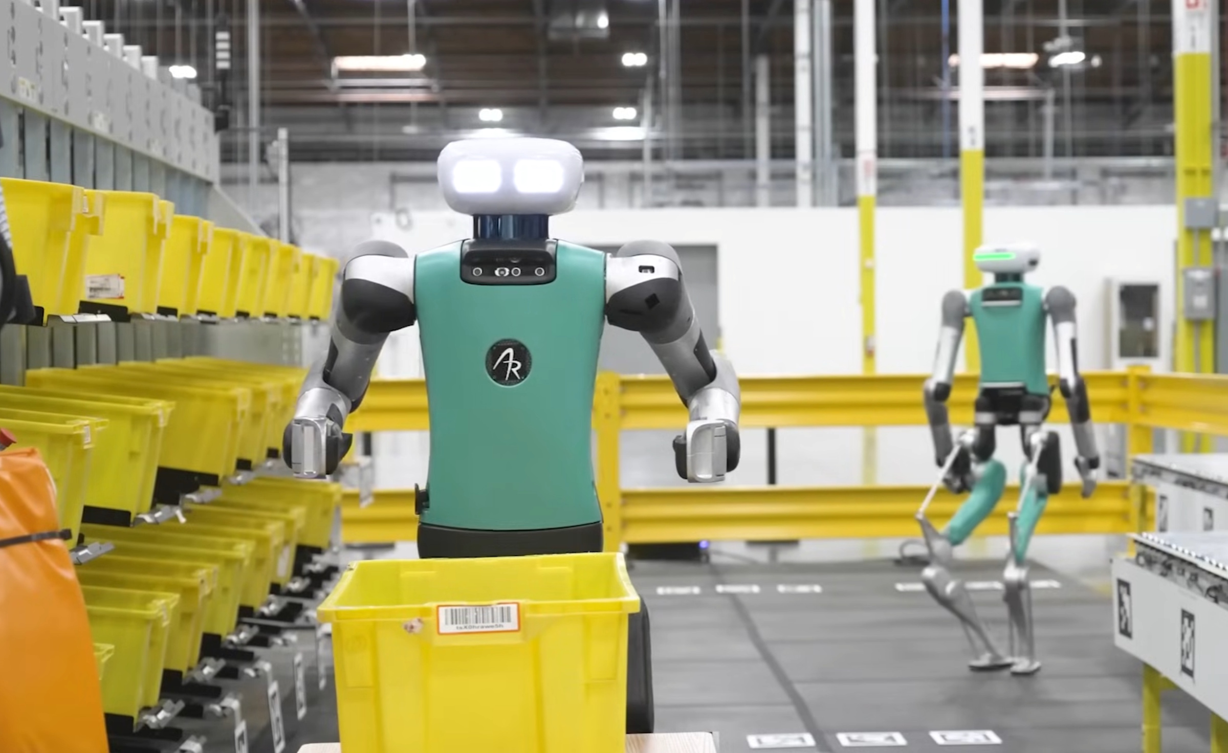 Bierzesz tę robotę czy nie? Bo mamy już 10 robotów na pana miejsce